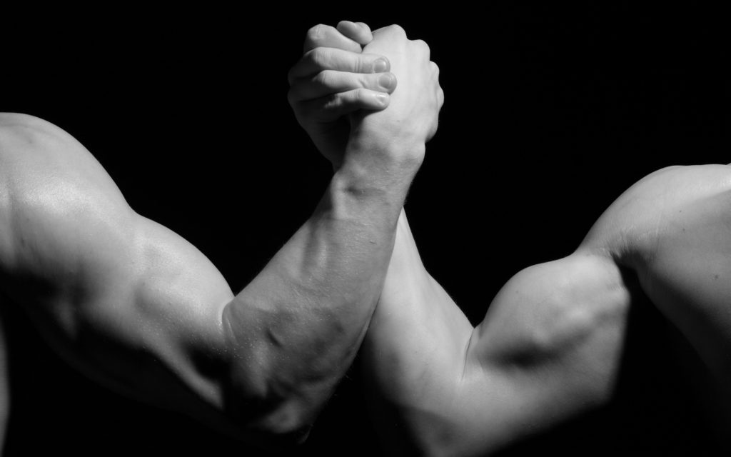 hands_men_wrestling_biceps_black_and_white_arm_wrestling_79971_3840x2400